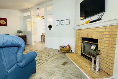 Image de Restful, 2b/1b Unit along the Gasconade River