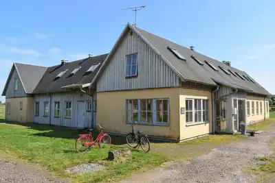 Image de Belle maison à Flyinge avec Wi-Fi