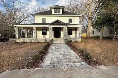 Image de Spacious 5bedroom house in amazing Ayden Nc  perfect for hosting a large family.