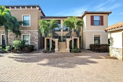 Image de Stunning 2nd floor condo at Esplanade Golf & Country Club - Golf Included - Wait N Sea