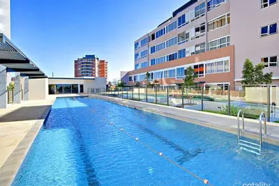 Image de Modern Comfort|Hurstville 3br Wifi/Train/Business