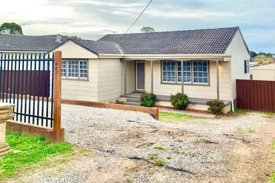 Image de St Marys 5Br Cozy house near Train & Shopping