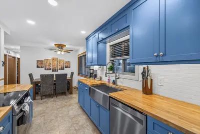 Image de Evergreen Escape- Near downtown w/ tons of parking