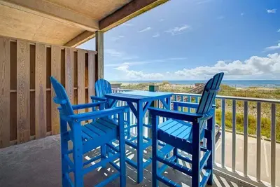 Image de Oceanfront Condo, Beach Access, Shared Pool, & Hot Tub