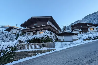 Maison de vacances douillette à Finkenberg