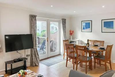 Image de 3 chambres à coucher à Falmouth