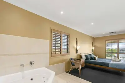 Image de Broken View Mountain Villa with Free Wine Tasting