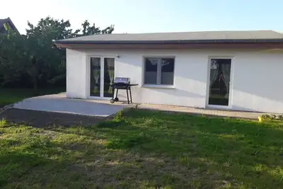 Image de Spacious vacation apartment with terrace and boat in Warthe on the Achterwasser