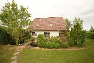 Image de Comfortable apartment with balcony, lake view & family-friendly furnishings