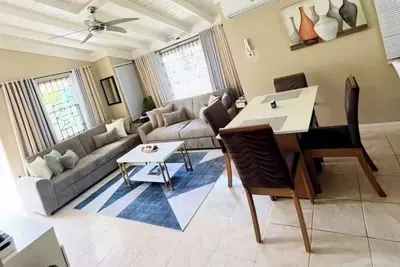 Image de Island Living 2Bedroom  Bungalow in Montego Bay with Ac, Hot Water & WiFi