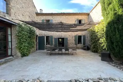 Image de Maison familiale 7 chambres, 6 salles de bain – Eygalières