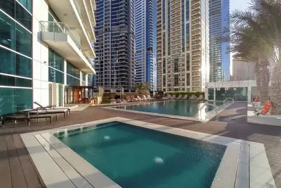 Image de StayShort - Refined 1 Bedroom Retreat Sleeps 4 in Dubai Marina