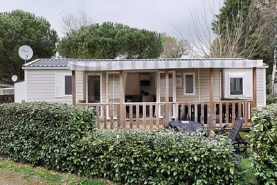 Image de Mobile Home 3 chambres Bois Dormant avec terrasse privée et climatisation