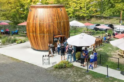 Image de Serene Douglas Retreat Minutes from Lake Michigan & Downtown