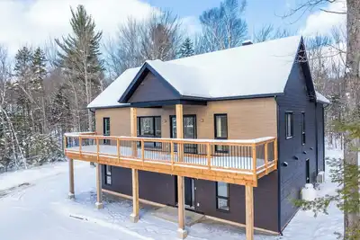 Image de Spa, Billard et Confort | Chalet le Barista