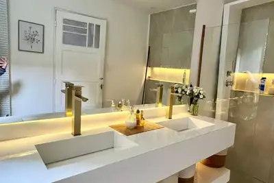 Image de Apartment in Carrasco Sur, Montevideo Renovated | Dorm | A/C + Fiber