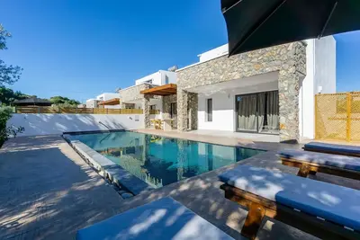 Image de Villa Celestia - Deux Chambres Villa, Couchages 5