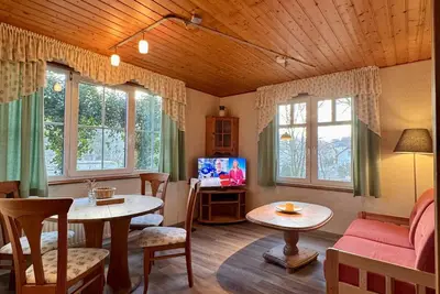 Image de Binzer Waldhof - Igelhaus