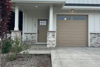 Image de Luxurious 3-bedroom brand new home in excellent Salem, Oregon