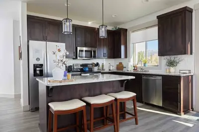 Image de Perfect Basecamp for Outdoor Fun