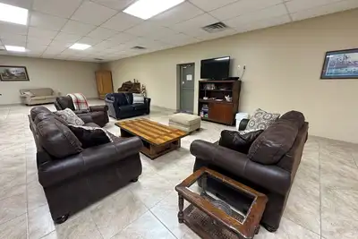 Image de 5 Bedroom Lodge in beautiful Southeast Kansas