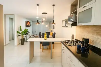 Image de Envigado • Comfortable and modern- Wifi 500 mgs-Near the Metro