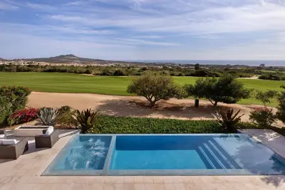 Image de 4br Fairway + Ocean Views | Golf Cart + Transfers