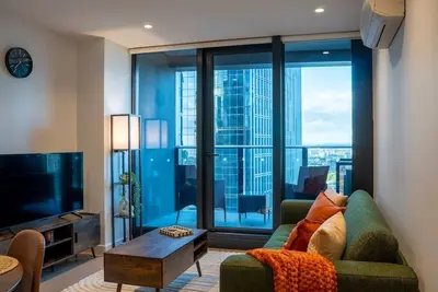 Image de Luxe 2br Escape | City View, Pool & Gym