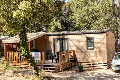 Image de Mobil-home | Ultimate | 2 Ch. | 4 pers. | Terrasse surélevée | A/C | Tv