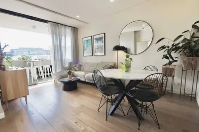 Image de Luxury Urban Oasis, Close to Cbd and Beaches