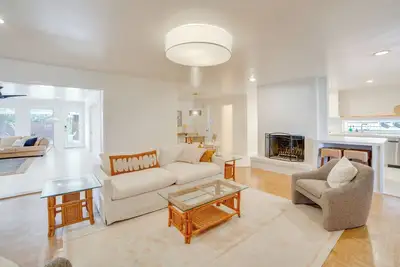 Image de 6 Mi to NorthPark Center: Quiet Dallas Getaway!