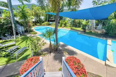 Mango House Island Glow