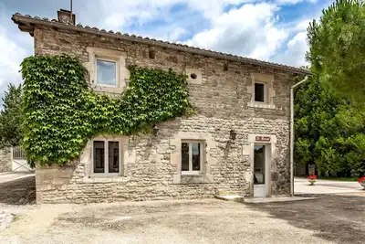 Image de Magnifique maison à Lonnes avec piscine chauffée