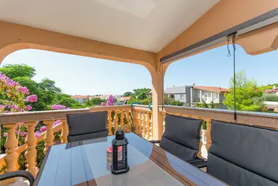 Apartments Lovely Courtyard