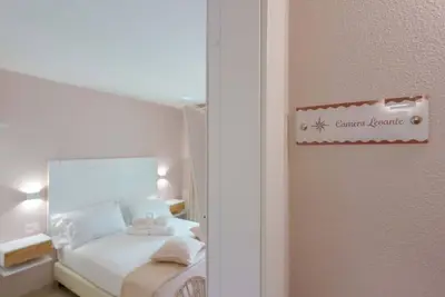 Image de La Rosa dei Venti Guest House : chambre Levante