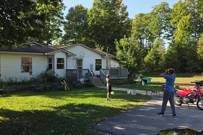 Image de Spacious 6-bedroom 3-bath house in fabulous Beulah Michigan! 10 mi to Crystal Mt