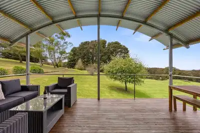 Image de The Forest House - A secluded off grid Otway retreat surrounded by native bushland