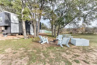 Image de Iceland-Inspired Tiny Home Escape Near Blanco State Park