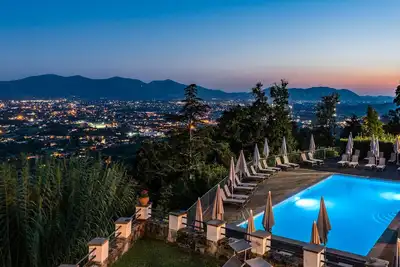 Image de Caravaggio Luxury apartment in historic Villa near Lucca
