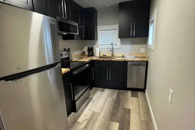 Image de Stunning Maplewood Home W/Deck and Fenced Yard