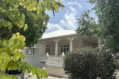 Image de BellaDonna by the Sea 2-bedroom house with Ac in charming Bridgetown