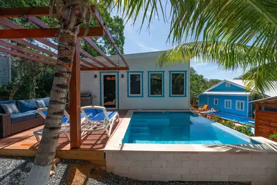 Image de Villa w/pool - 5 min walk to West Bay beach