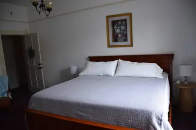 Image de Private Room + Bath • Scenic 3-Mile Trip (bike/hike/walk) to Dillon Beach