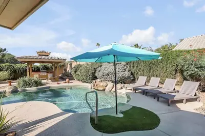 Image de Private Pool, Hot Tub, Putting Green and More!