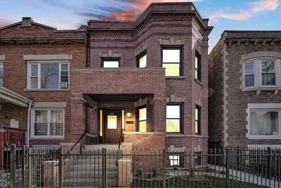 Image de The Jewels, 2 bed/2 bath, UChicago 2mi, Parking, Dtwn 15mi