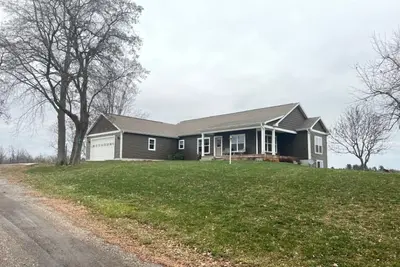 Image de Peaceful 3 Bedroom house with 157 Acres to explore - Eagle’s Nest Farm. Fountain