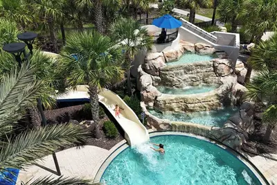 Image de Luxury Resort Pool House 6b5. 5b / 20% Off for the first 3 bookings only