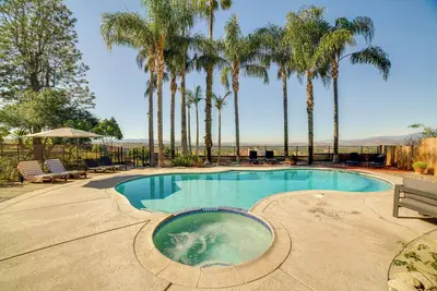 Image de Spacious Riverside Farmhouse, Perfectly Located