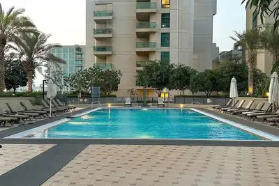 Image de Stylish 1br Retreat with Pool & Stunning City View