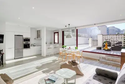 Artistic by Interhome